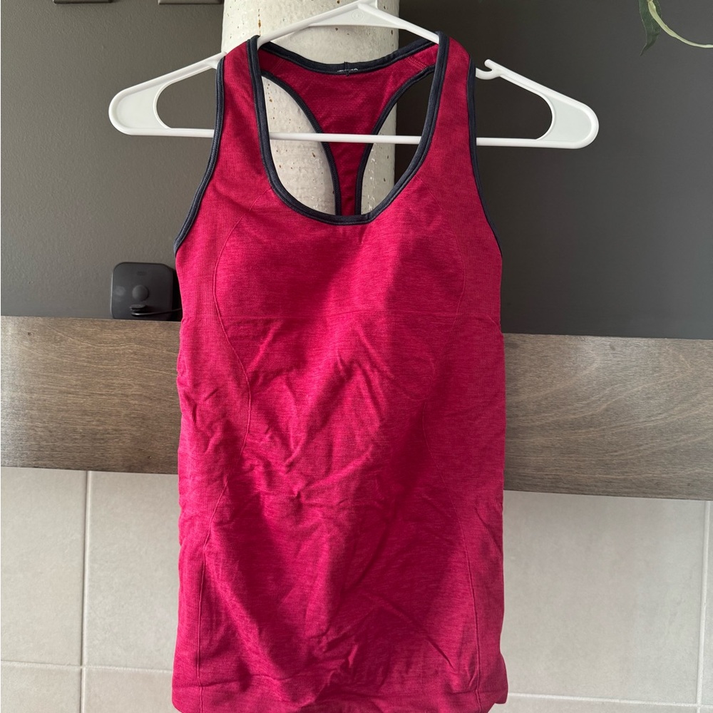 Lululemon Athletica Red Fitted Sleeveless Tank Top